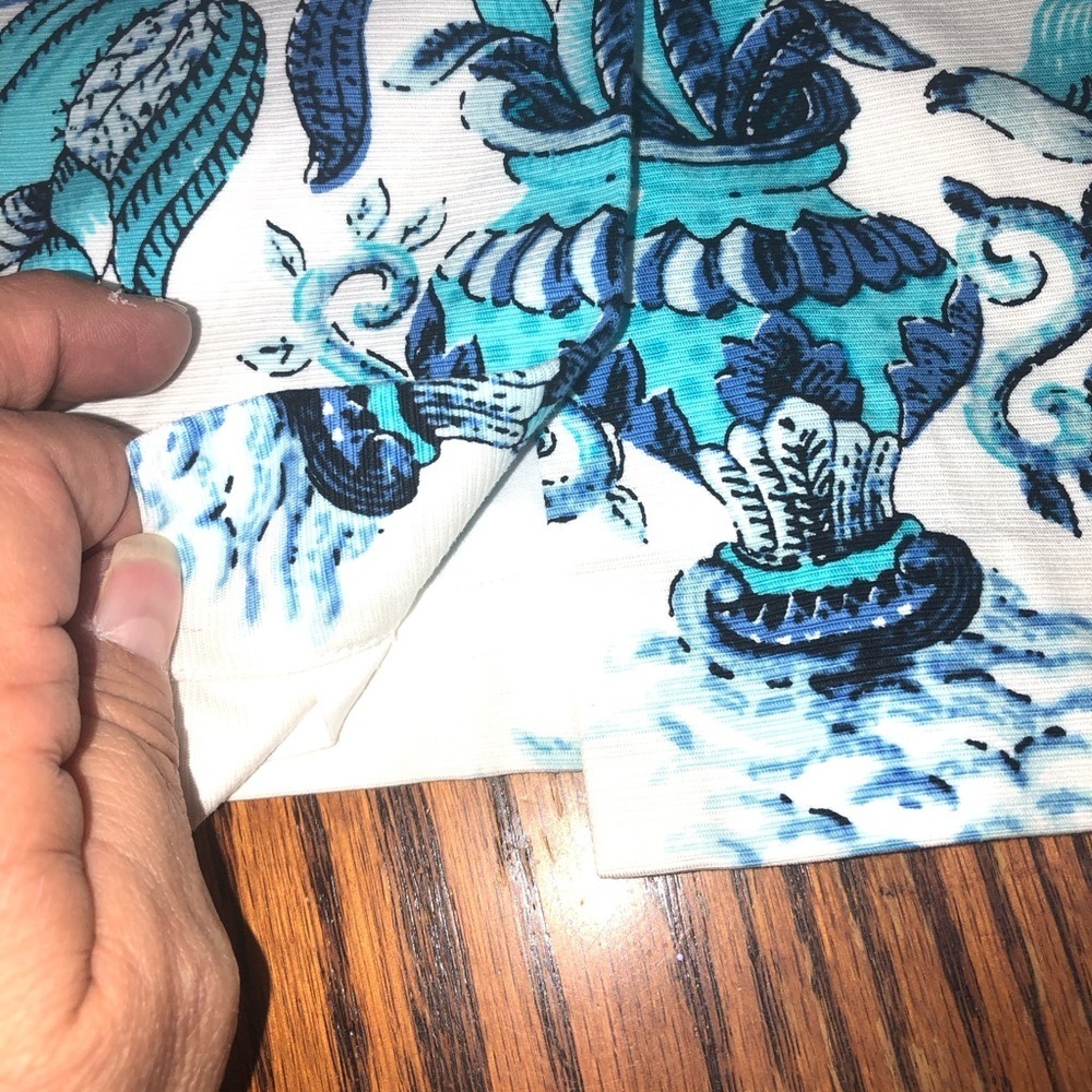 TALBOTS SIZE 6 LIKE NEW WHITE SKIRT WITH BLUE AND TEAL TRIM. FULLY LINED. EUC - Picture 4 of 5